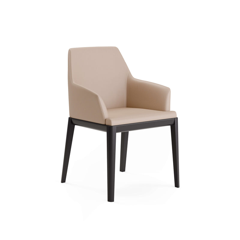ERUS ARMCHAIR