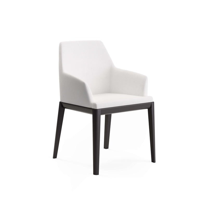 ERUS ARMCHAIR